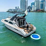 48ft Sea Ray Bridge Yacht Rental Miami 🌙 | 15 Guests • Commercial License 6 %Miami Yacht Rentals%