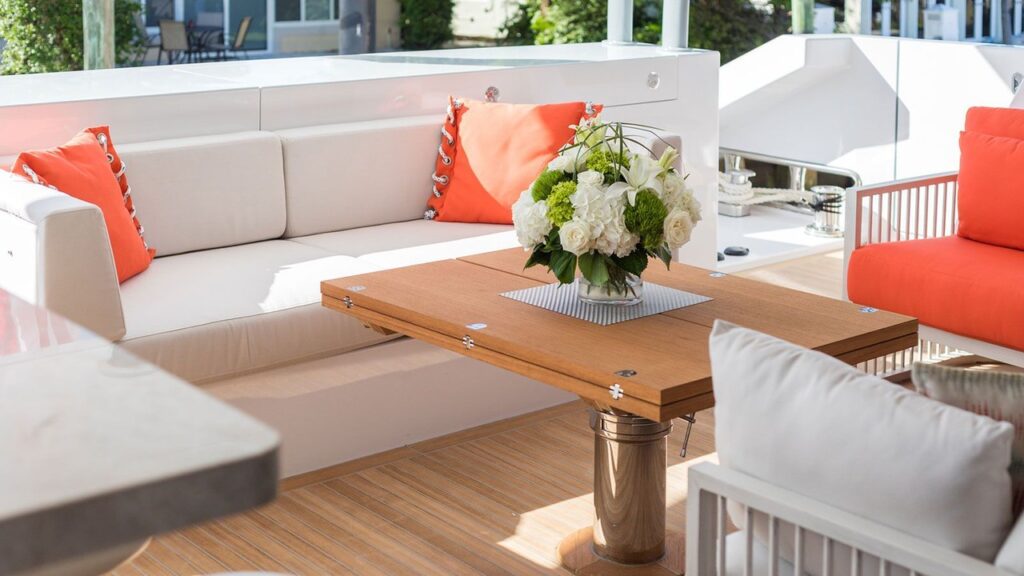 92ft Hargrave “Day One” Mega Yacht Charter | Miami Beach 🎉 12 %MAlquiler de yates en Miami%
