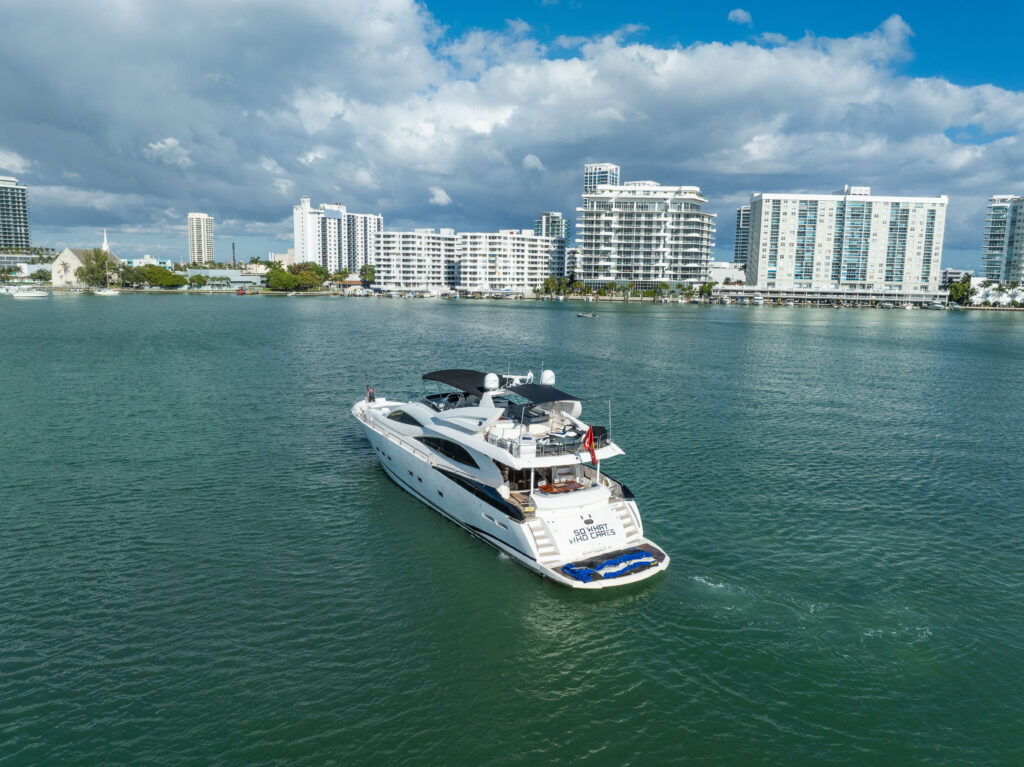 %MAlquiler de yates en Miami%
