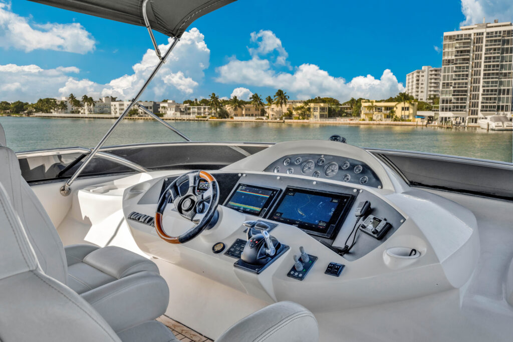 94ft Sunseeker Elite Luxury Yacht Charter | Miami Beach 💼 7 %Miami Yacht Rentals%