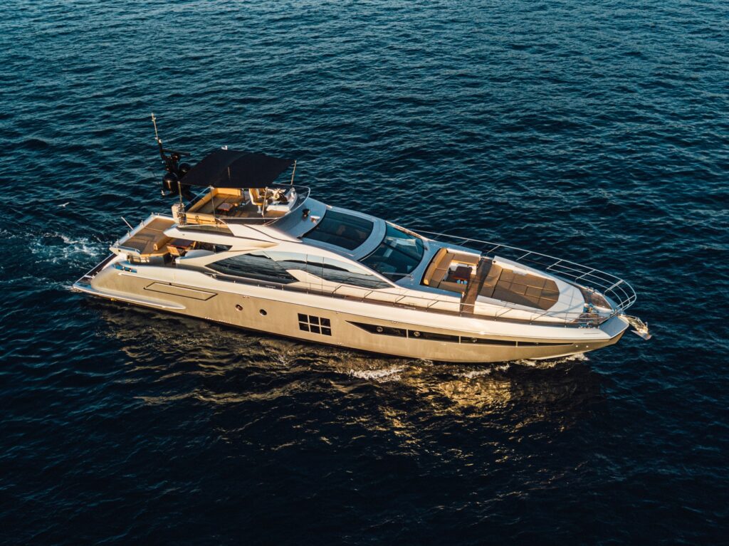 80ft Azimut “Regal Yachting” Yacht Charter | Miami Beach Marina 🌴 2 %Miami Yacht Rentals%