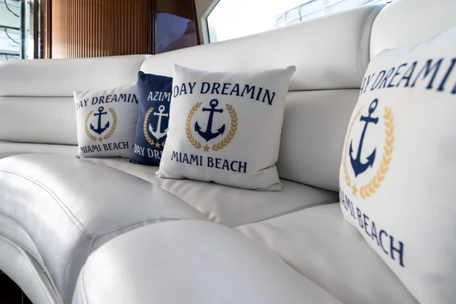90ft Azimut “Day Dreaming” 💙🚤 | Luxury Charter at Miami Beach Marina — Free Hour 12 %Miami Yacht Rentals%