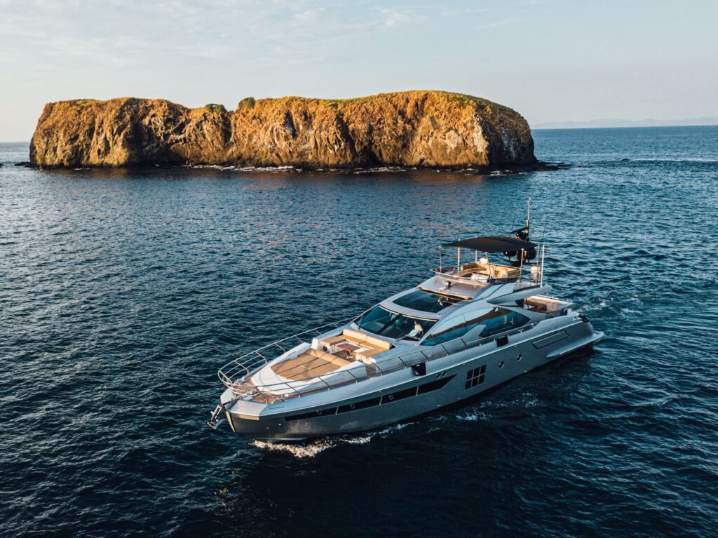 80ft Azimut “Regal Yachting” Yacht Charter | Miami Beach Marina 🌴 1 %Miami Yacht Rentals%