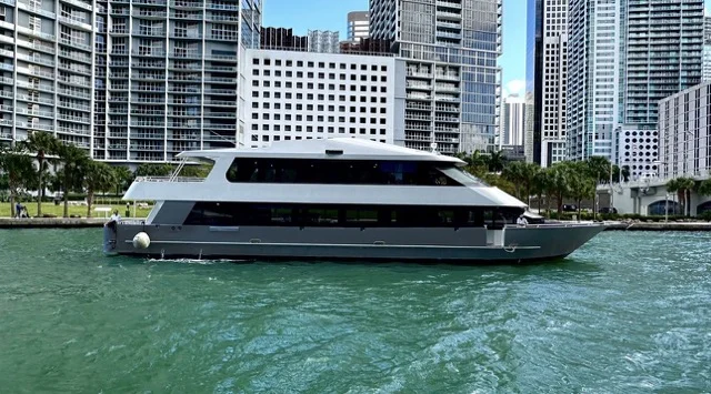 Large group yacht charters in Miami 🎉 Host 100+ guest events on multi-level yachts & party boats with catering, DJ, bar service & corporate setups. 10 %Miami Yacht Rentals%
