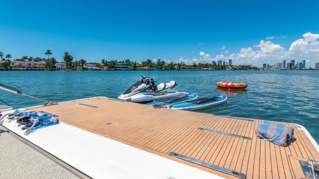 %MAlquiler de yates en Miami%