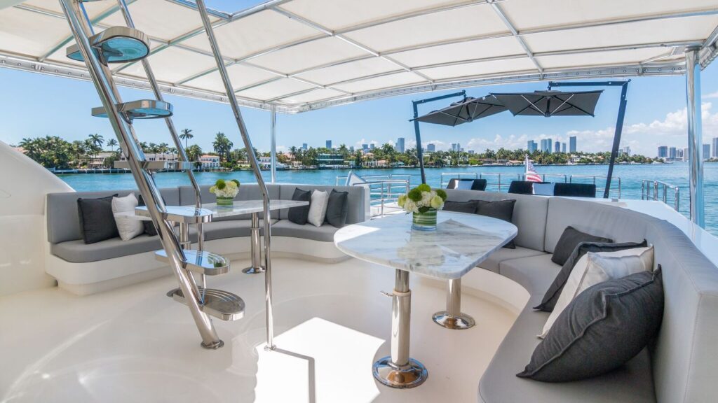 110ft Horizon “Nirvana” Mega Yacht Rental | Miami Beach 🌴 1 %Miami Yacht Rentals%