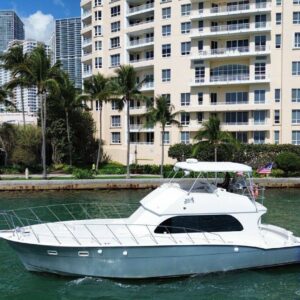 55ft Hatteras Yacht Rental Miami 🚤 | Exclusivo Charter Aventura desde $1,500 | Feeling Yachty