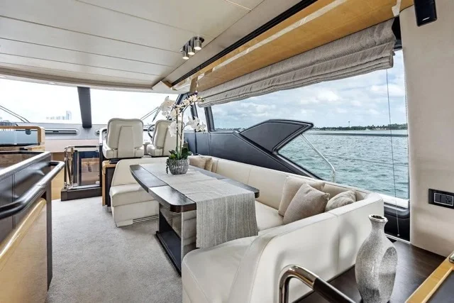 75ft Azimut “Le Grand Bleau” 💙 | Miami Luxury Yacht Charter — Free Hour 7 %Miami Yacht Rentals%