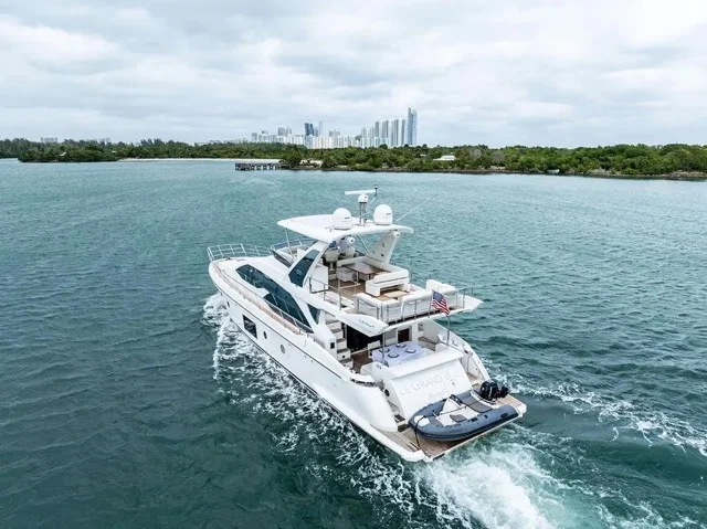 75ft Azimut “Le Grand Bleau” 💙 | Miami Luxury Yacht Charter — Free Hour 2 %Miami Yacht Rentals%