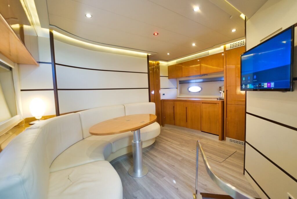 65ft Pershing “James Bond” – Feeling Yachty | Miami Yacht Rentals 11 %Miami Yacht Rentals%