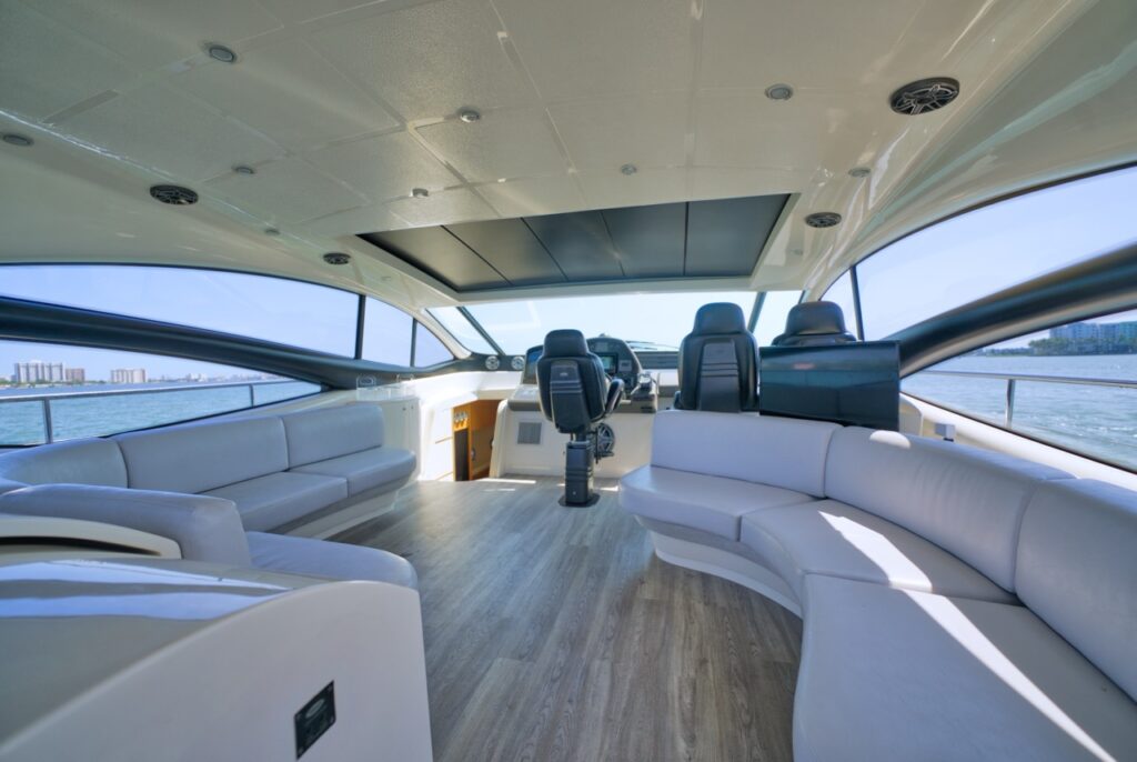 65ft Pershing “James Bond” – Feeling Yachty | Miami Yacht Rentals 10 %Miami Yacht Rentals%