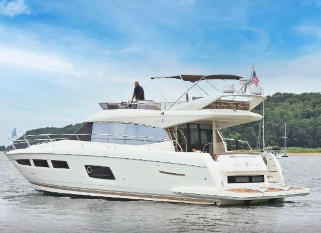 60ft Prestige Yacht Rental Miami Beach | Feeling Yachty Experience 🌊 2 %Miami Yacht Rentals%