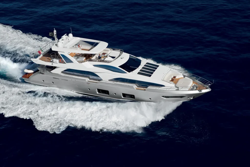 100ft Azimut – Luxury Yacht Charter | Turnberry Marina, Miami 3 %Miami Yacht Rentals%