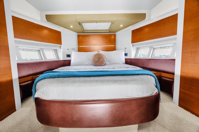 60ft Azimut “LL ON THE ROCKS” 💙 | Miami Party Yacht - Free Hour 10 %MAlquiler de yates en Miami%