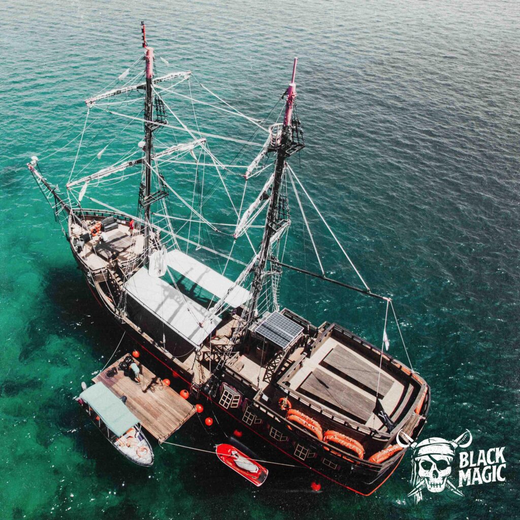 Black Magic Pirate Ship Charter Panama | Unique Private Boat Experience 4 %Miami Yacht Rentals%