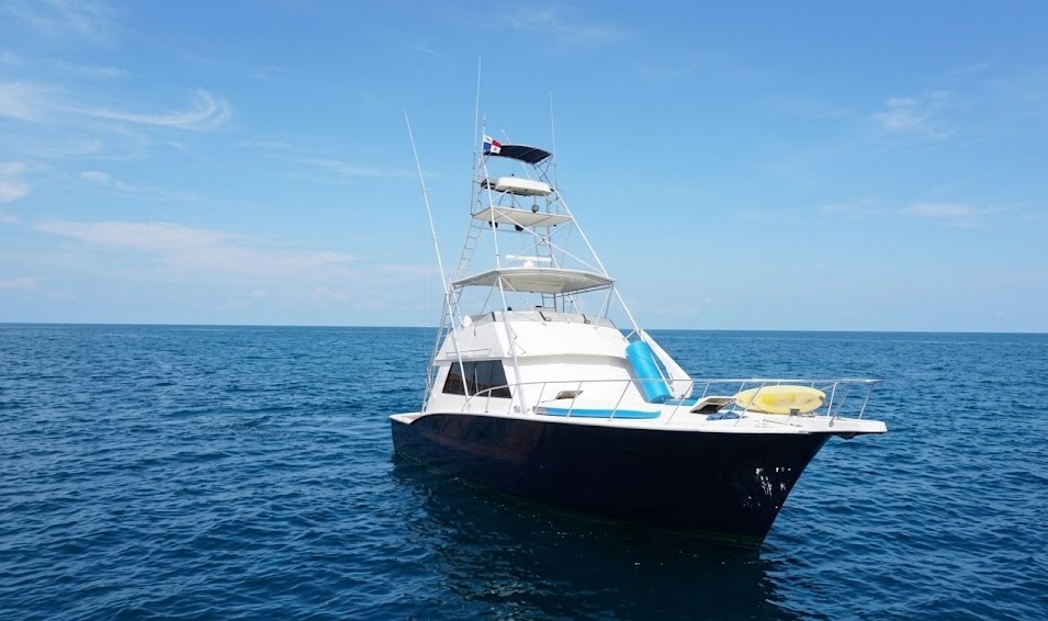 Alquiler de barcos para fiestas PBTF4 en Panamá para cruceros privados y celebraciones | Desde $1,550 4 %MAlquiler de yates en Miami%