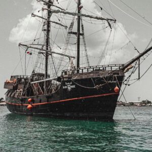 Black Magic Pirate Ship Charter Panama | Unique Private Boat Experience