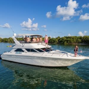 Miami desayuno catering 🍳🥐 Yacht-ready desayuno y brunch menús, pasteles, barras de café y bocados ligeros para charters de la mañana y salidas corporativas. 13 50 pies Starward (Alexis)