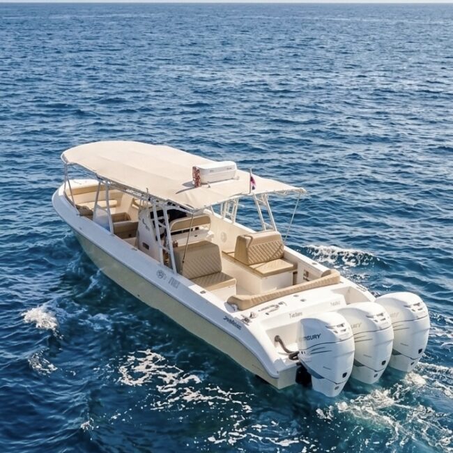 45ft Todomar “Isinglass” Panama yacht rental